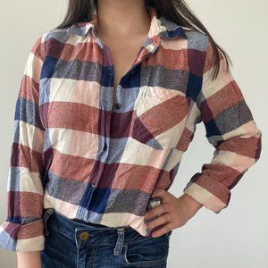 [NEW] Plaid-ish Long-Sleeve Button-Up